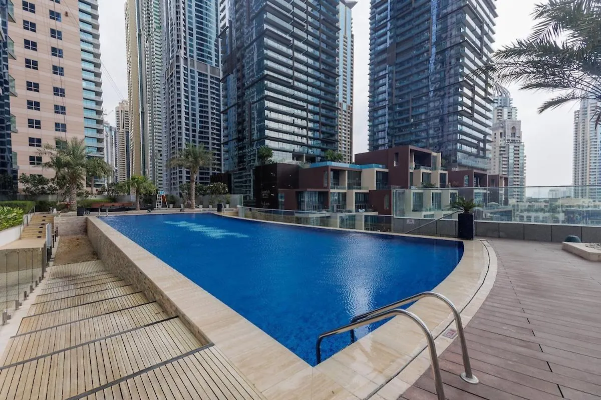 Apartment Sea View, Easy Access, Close To All Amenities Dubai